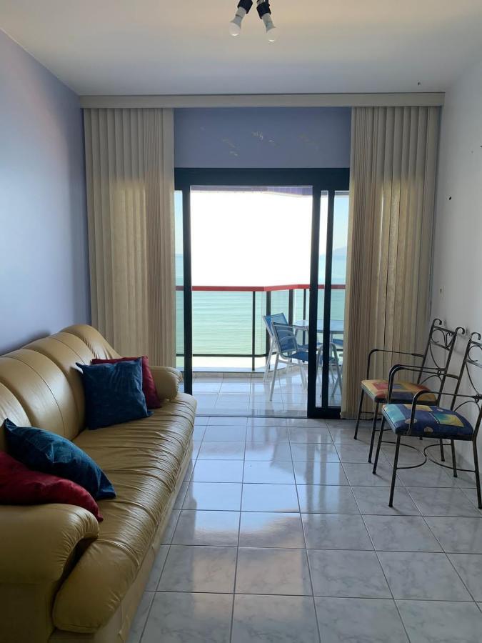 Apartamento Martin De Sa Caraguatatuba Exterior photo